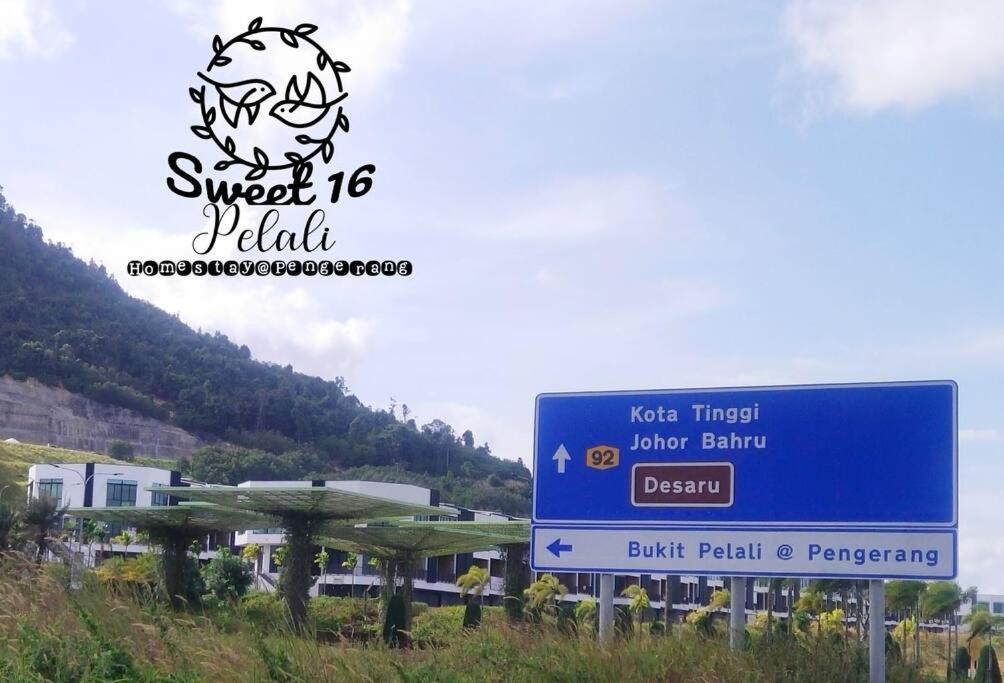 Sweet 16 Pelali Homestay Pengerang Exterior photo