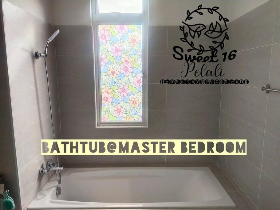 Sweet 16 Pelali Homestay Pengerang Exterior photo